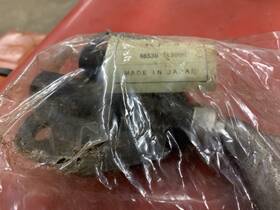 48530-b2000 Believed To Be Oem Datsun Ms30909o New - Out Of Box 555 Kf-3 Steering Idler Arm