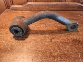 1734330 Desoto Chrysler Imperial 1858006 Mopar Nos 1957-59 1957-62 Chry 1958-62 Imp Steering Idler Arm