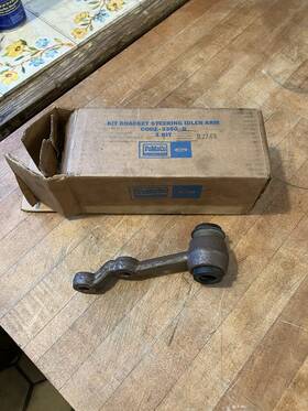 Ford Codz-3352-b Nos 1960-1963 Falcon 6 Cyl Manual St Idler Arm Part Of Codz-3350-b
