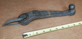 595271 Gm Nos 37-46 Chevy Pickup Truck Panel Suburban Steering Pitman Arm 38 39 40 41 42 595271 Gm Nos 37-46 Chevy Pickup Truck Panel Suburban Steering Pitman Arm 38 39 40 41 42