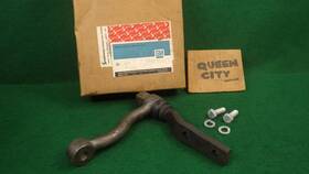 5678108 Gm 9771517 Nos Idler Arm Kit 1960s 1970s