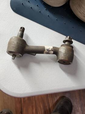 K-8052 Moog 1963-64 Mercury 8 Cyl. Nors Idler Arm Made In Usa Nice K-8052 Moog 1963-64 Mercury 8 Cyl. Nors Idler Arm Made In Usa Nice