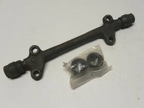 Kf-29 Moog 1967-73 Toyota Complete Right Upper Control Arm Shaft #kf-29