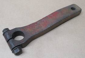 489027c2 Navistar Pull Off Steering Pitman Arm 25459