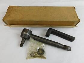 18acc-77 Remco K5001 1961-62 Cadillac - New Steering Idler Arm