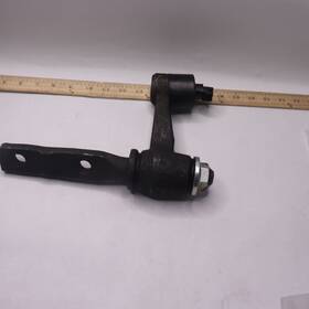 Psa67590 Trq Steering Idler Arm