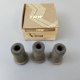 12200 Trw Set Of 3 New Nos Steering Idler Arm Bushing