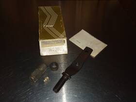 18500 Trw New Nos Idler Arm Bracket 1940-1960 Cadillac Gm