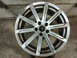 *scratches* 18X9 Alloy Wheel Rim From 2015 Audi Tt 12579044. Fixed Price $162.38.