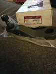 Steering Pitman Arm Chevy Gmc Cadillac H2 Autozone Valucraft VFA6049 New Box. Fixed Price $39.99.