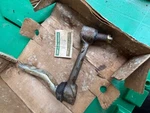 Trw 18678 Idler Arm ''read The Listing 9W 1965 - 1969 Chevrolet Corvair. Fixed Price $150.00.