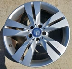 Mercedes W219 CLS550 9.5 X 18" Rear Wheel Rim Silver Oem. Fixed Price $199.00.
